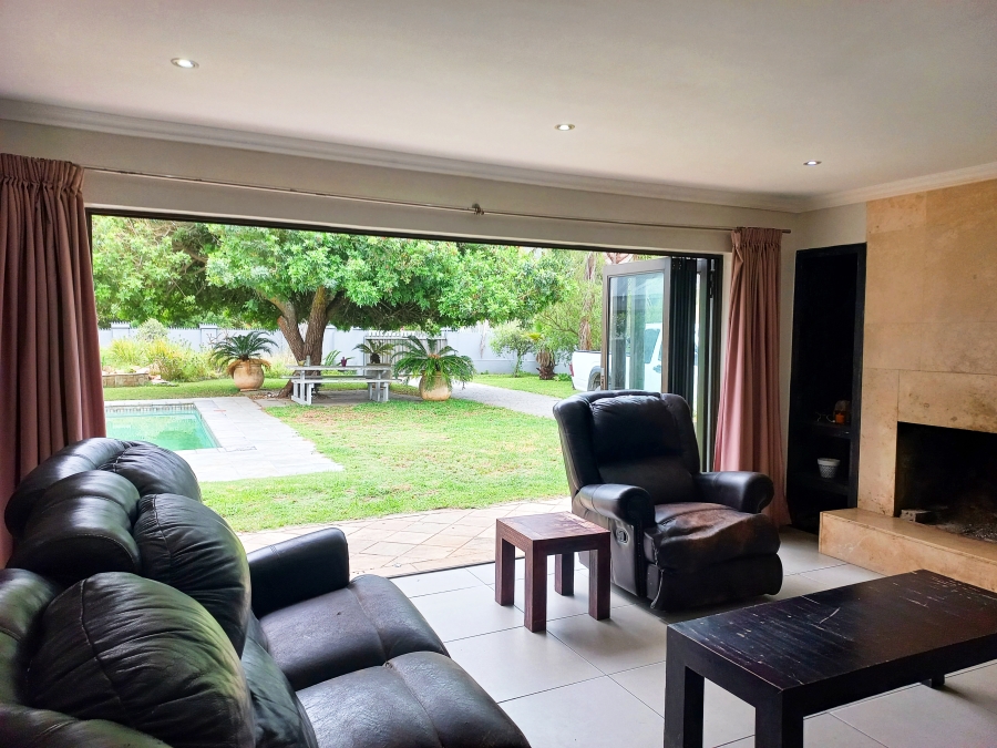 5 Bedroom Property for Sale in The Village Western Cape